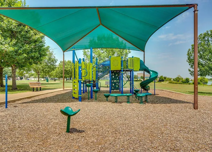 Holiday home Fenced Yard + Patio: Family In Round Rock